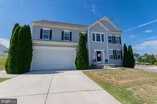 104 Daintree Dr, Martinsburg, WV 25403 - Photo 3