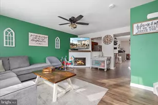 11 Fastview Dr, Martinsburg, WV 25404 - Photo 3