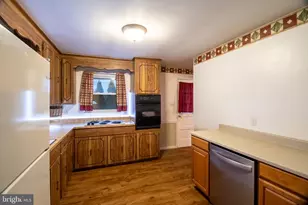 1114 Circle Dr, Martinsburg, WV 25401 - Photo 9