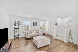 229 Clifton Mnr, Falling Waters, WV 25419 - Photo 11