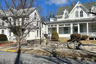 506 W Burke St, Martinsburg, WV 25401 - Photo 1