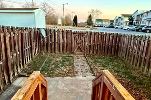 19 Stadium Cir, Inwood, WV 25428 - Photo 25