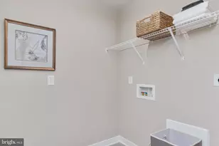 1652 Alice Springs Dr, Martinsburg, WV 25403 - Photo 15