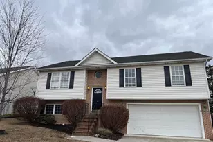 512 Ford Cir, Inwood, WV 25428 - Photo 3