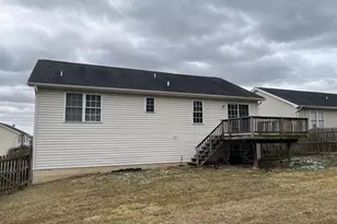 512 Ford Cir, Inwood, WV 25428 - Photo 7
