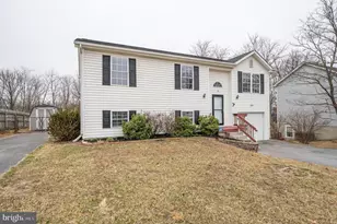 18 Veterans Way, Martinsburg, WV 25405 - Photo 9