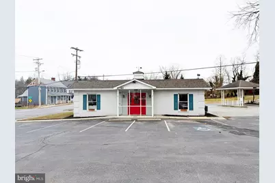 101 W Main Street, Hedgesville, WV 25427 - Photo 3