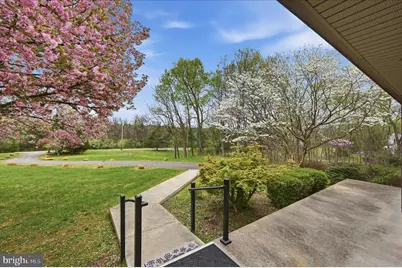 238 Comstock Drive, Shepherdstown, WV 25443 - Photo 7