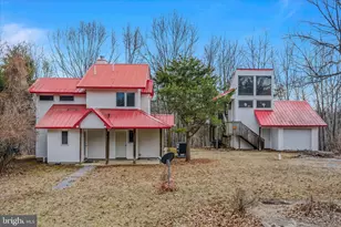 292 Big Park Rd, Hedgesville, WV 25427 - Photo 1