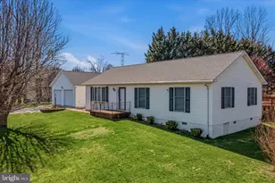 34 Turf Dr S, Martinsburg, WV 25405 - Photo 5