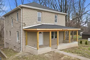 1035 Hammonds Mill Rd, Hedgesville, WV 25427 - Photo 3