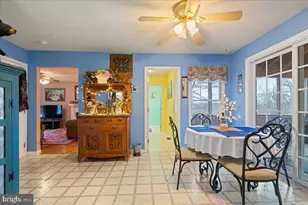 462 Camelot Blvd, Falling Waters, WV 25419 - Photo 13