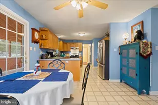 462 Camelot Blvd, Falling Waters, WV 25419 - Photo 11