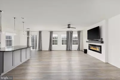 250 Stager Avenue, Falling Waters, WV 25419 - Photo 5