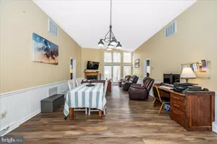 17 Canada Goose Ln, Hedgesville, WV 25427 - Photo 7