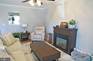 16 Trevino Dr, Martinsburg, WV 25405 - Photo 3