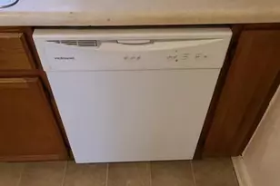 319 Pendleton Dr, Martinsburg, WV 25401 - Photo 5