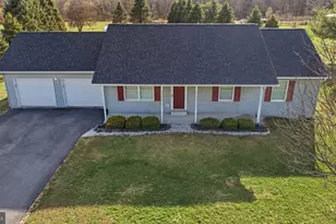 239 McGill Dr, Gerrardstown, WV 25420 - Photo 5