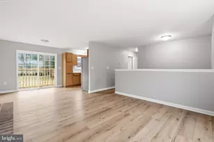 404 Weeping Willow Rd, Falling Waters, WV 25419 - Photo 7