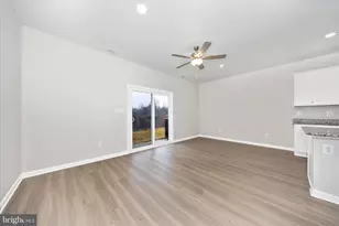 45 Bloomsbury St, Falling Waters, WV 25419 - Photo 7
