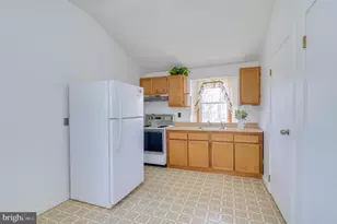 1524 Lamplight Rd, Inwood, WV 25428 - Photo 13