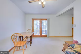 1524 Lamplight Rd, Inwood, WV 25428 - Photo 7