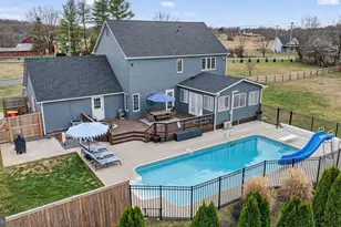 31 Fieldstone Dr, Bunker Hill, WV 25413 - Photo 5