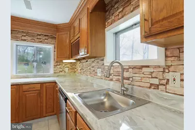 112 Riverview Drive, Falling Waters, WV 25419 - Photo 17