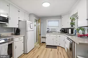 639 W Race St, Martinsburg, WV 25401 - Photo 15
