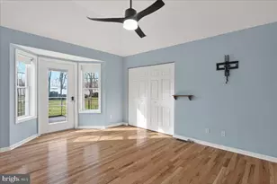 352 Doe Run Rd, Inwood, WV 25428 - Photo 17