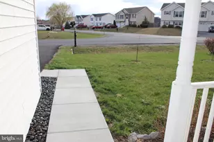 372 Marlowe Dr, Inwood, WV 25428 - Photo 11