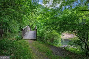 111 Bob White Ln, Hedgesville, WV 25427 - Photo 35