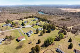 302 Montana Ct, Bunker Hill, WV 25413 - Photo 45