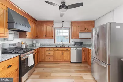 290 Larian Drive, Bunker Hill, WV 25413 - Photo 15