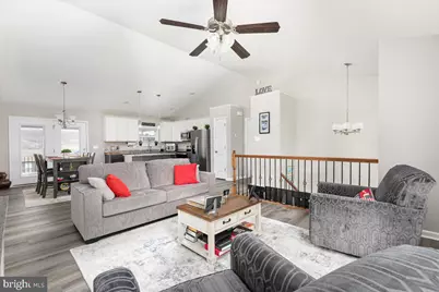 330 Pochards Court, Martinsburg, WV 25403 - Photo 3