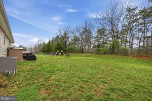 212 Freight Car Cir, Bunker Hill, WV 25413 - Photo 37