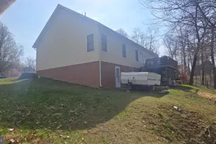22 Lure Ct, Inwood, WV 25428 - Photo 5