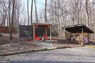 139 Bob White Ln, Hedgesville, WV 25427 - Photo 7