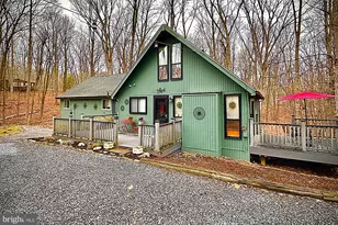 139 Bob White Ln, Hedgesville, WV 25427 - Photo 3