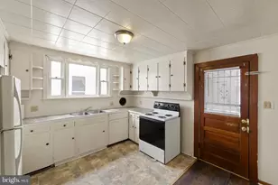 706 W King St, Martinsburg, WV 25401 - Photo 11