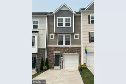 123 Charterhouse Street, Falling Waters, WV 25419 - Photo 1