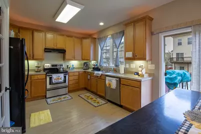 104 E Strathmore Way E, Martinsburg, WV 25403 - Photo 17