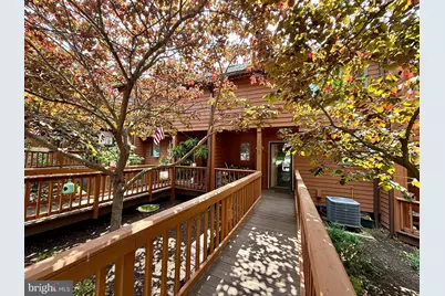 102 Tecumseh Trail, Hedgesville, WV 25427 - Photo 1