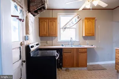 209 S Maple Avenue, Martinsburg, WV 25401 - Photo 17