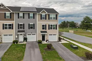 10 Norcross Ct, Martinsburg, WV 25403 - Photo 3