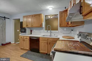 40 Lisa Ct, Martinsburg, WV 25405 - Photo 13