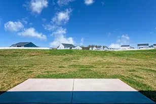 87 Opulent Ct, Hedgesville, WV 25427 - Photo 7