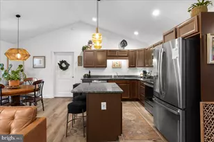 290 Recife Ct, Martinsburg, WV 25403 - Photo 15