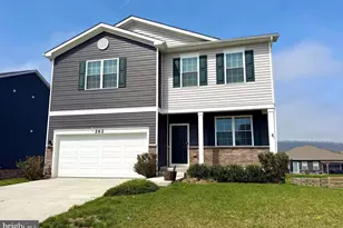 262 Aylesbury Ln, Martinsburg, WV 25403 - Photo 1