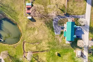 45 Judy Dr, Falling Waters, WV 25419 - Photo 5